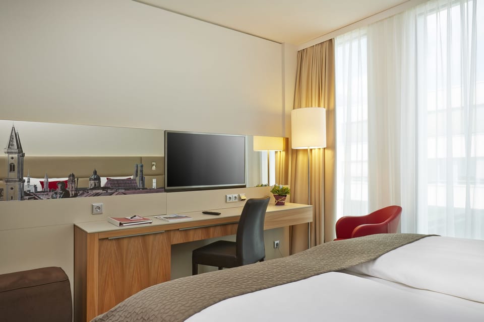 Comfort Double Room | In-room safe, desk, laptop workspace, soundproofing