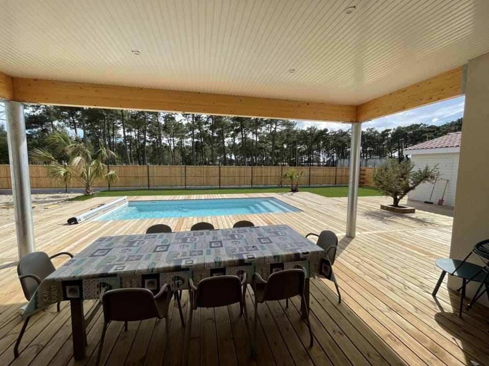 Outdoor dining table for 8 people