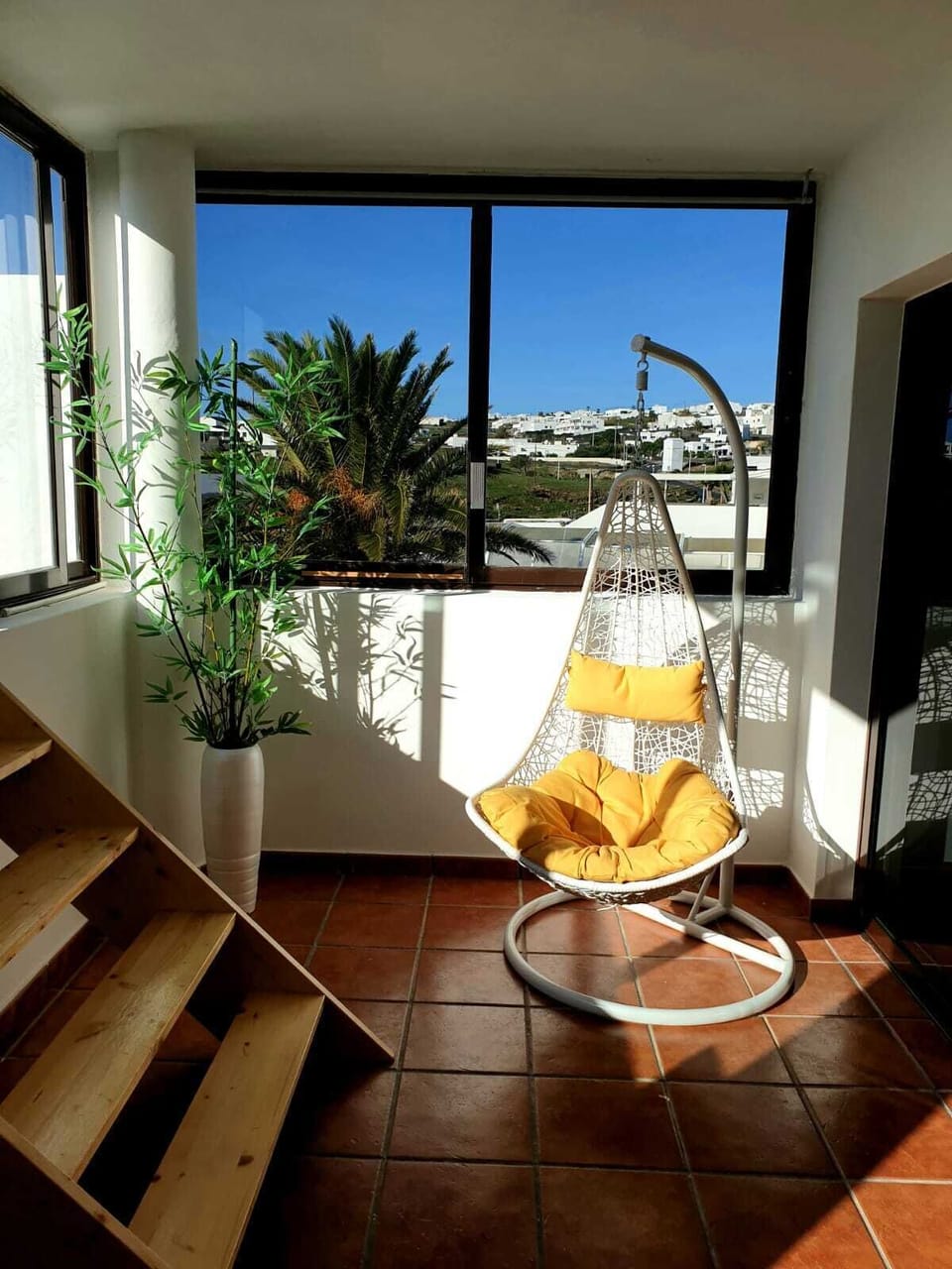 Loung Master Bed Room und Aufgang zur Roof Top Teracce