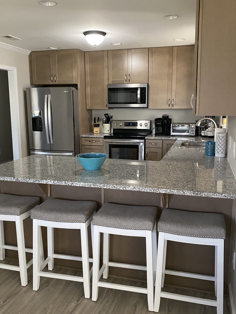 Brand new kitchen and appliances
