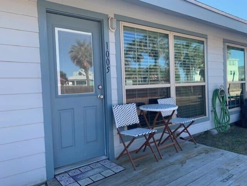 Out side porch