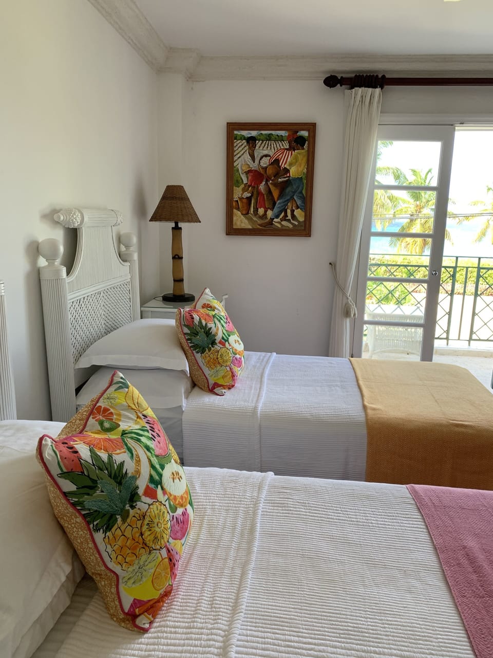 Twin Room with access to terrace and sweeping sea views