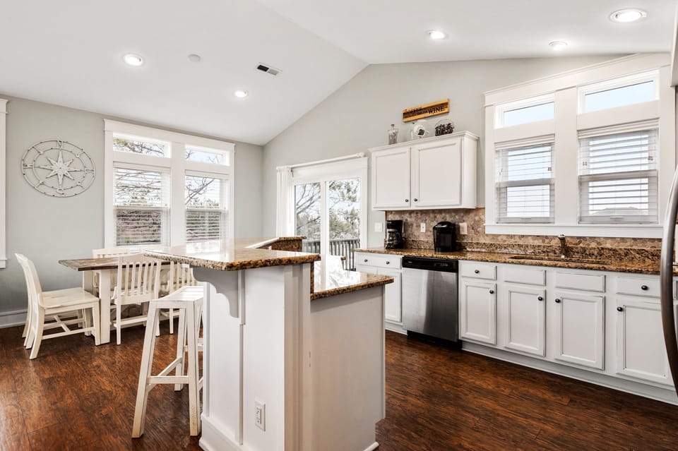 M845: Anchor Bar | Top Level Dining Area and Kitchen