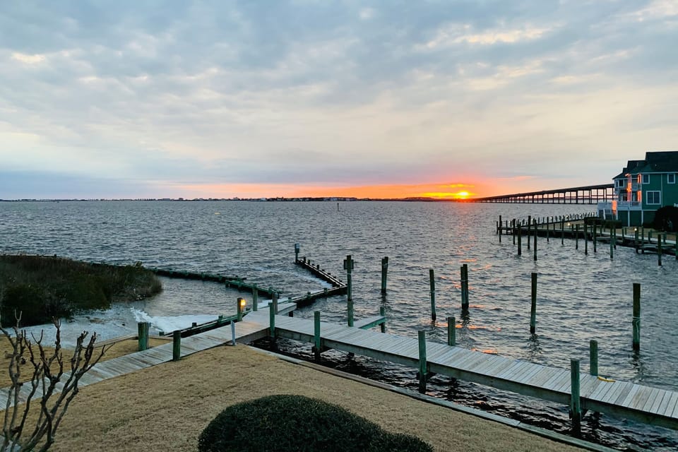 PC815: Pearl Of The Sound l Deck View - Sunrise