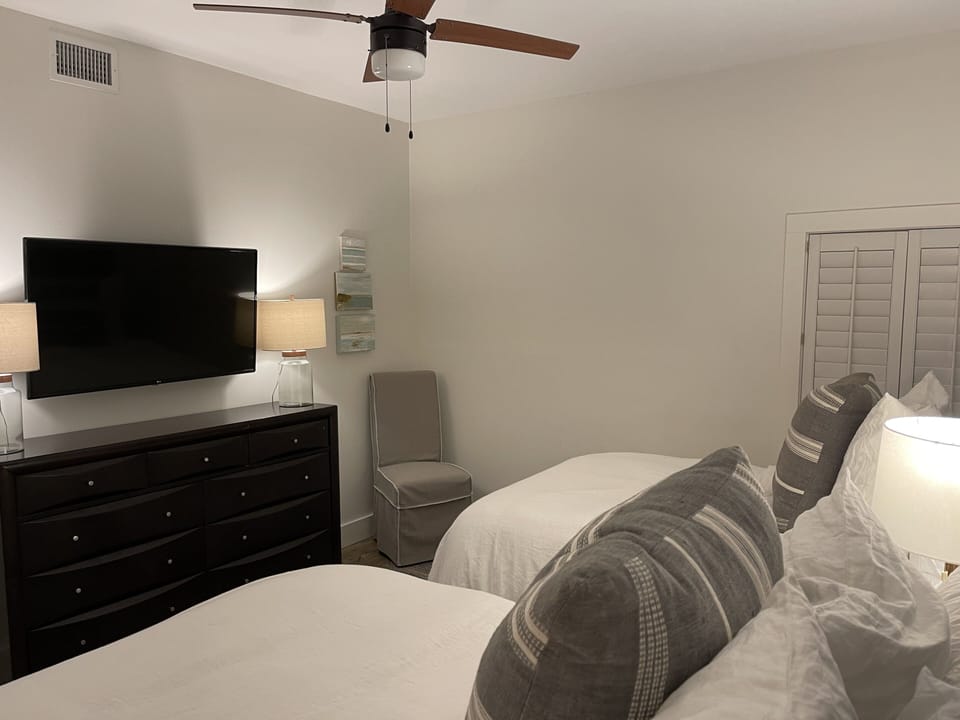 Double Bedroom