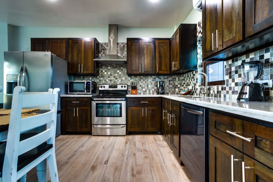 Full modern kitchen