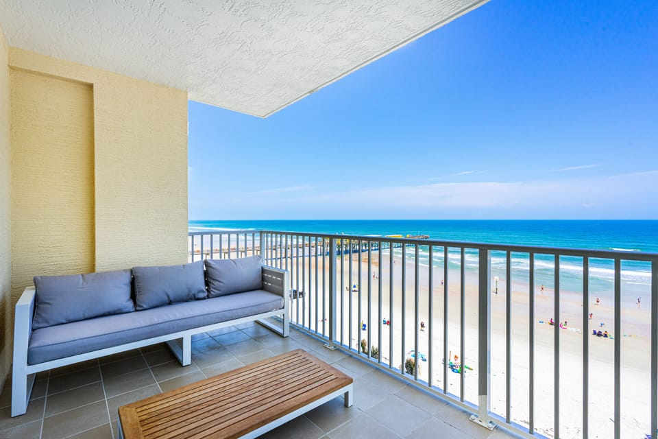 Direct, Oceanfront Balcony