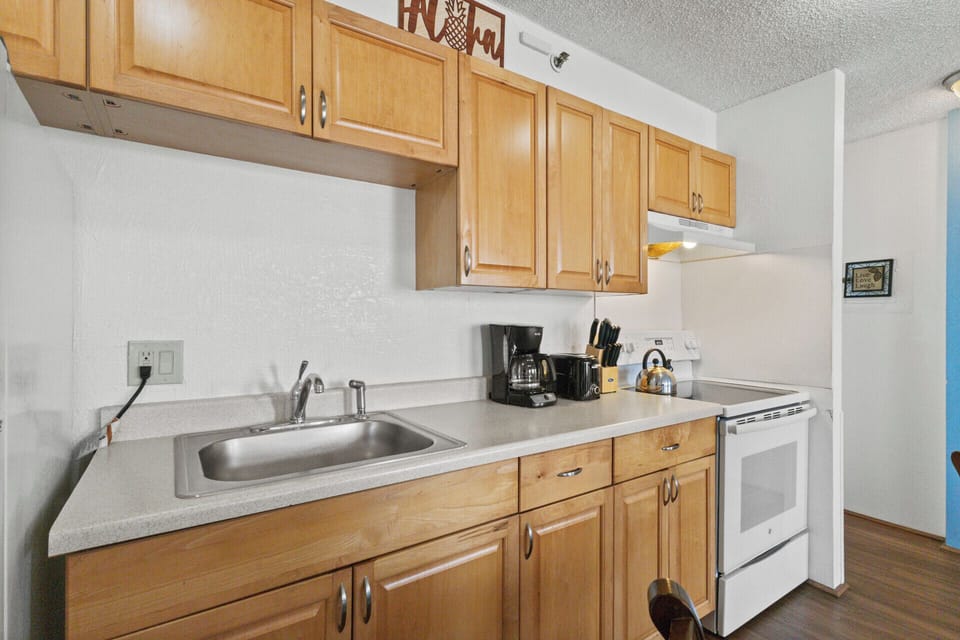 Kitchen - Fully-equipped kitchen