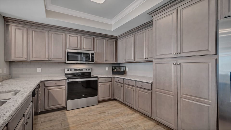 Full Kitchen