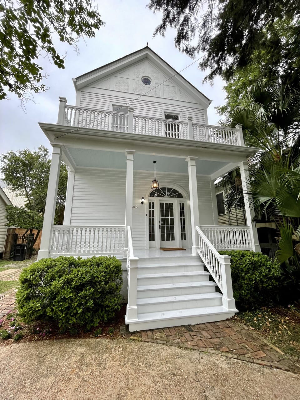 Maison de Camp - Historic house in the heart of Uptown