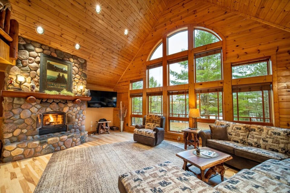 Welcome to the Northwoods! This is the living room.