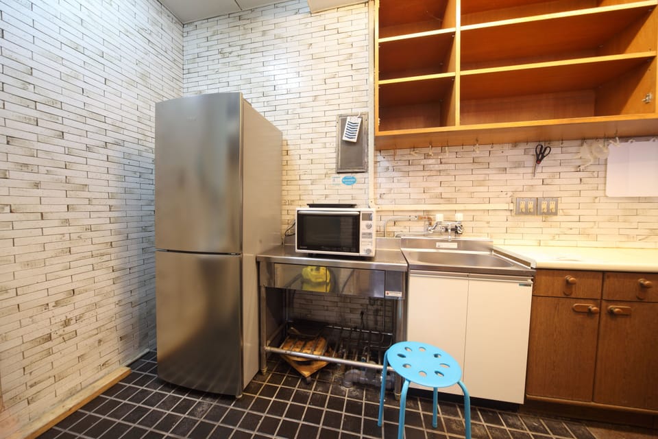 Mini-fridge, electric kettle