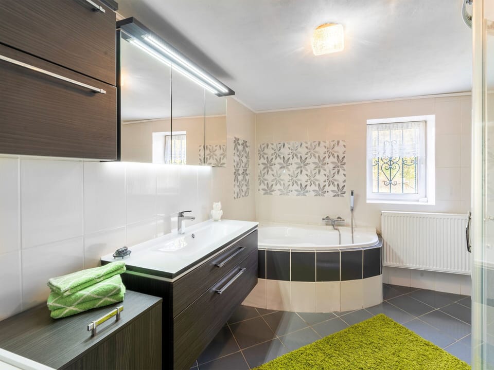 Hutte in Bohmen mit Sauna und Whirlpool House in Thuringia, Germany