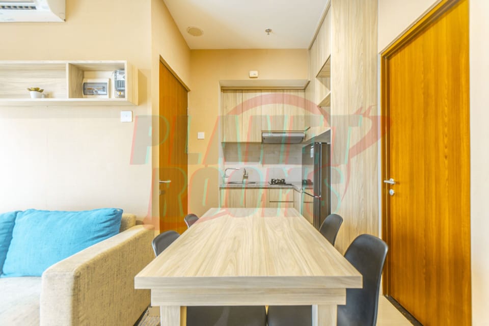 Room, 2 Bedrooms