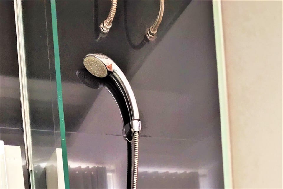 Superior Room, Fan | Bathroom shower
