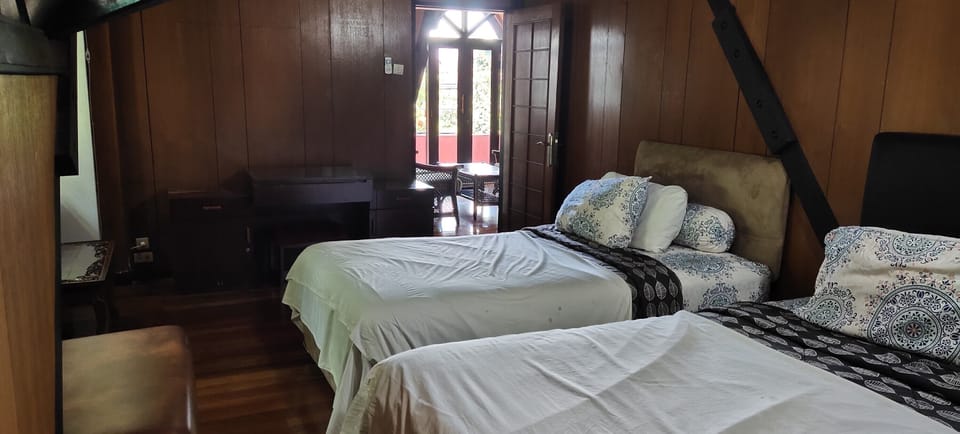 Villa, 3 Bedrooms | Desk, free WiFi, bed sheets