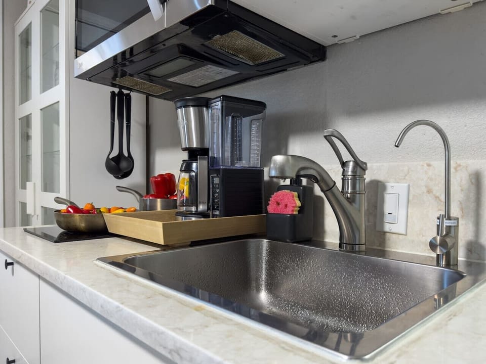 Sink area