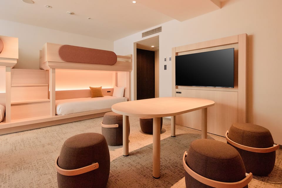 [Deluxe Family] 45 square meters (Sofa bed will be arranged for 7 or more people) | Premium bedding, down comforters, desk, laptop workspace