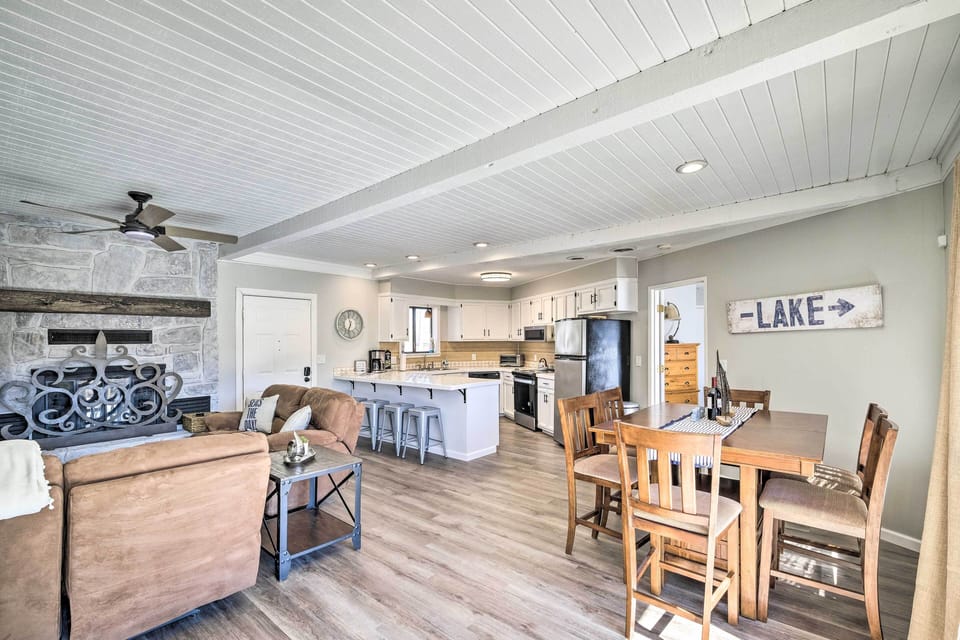 Living Room | Air Conditioning