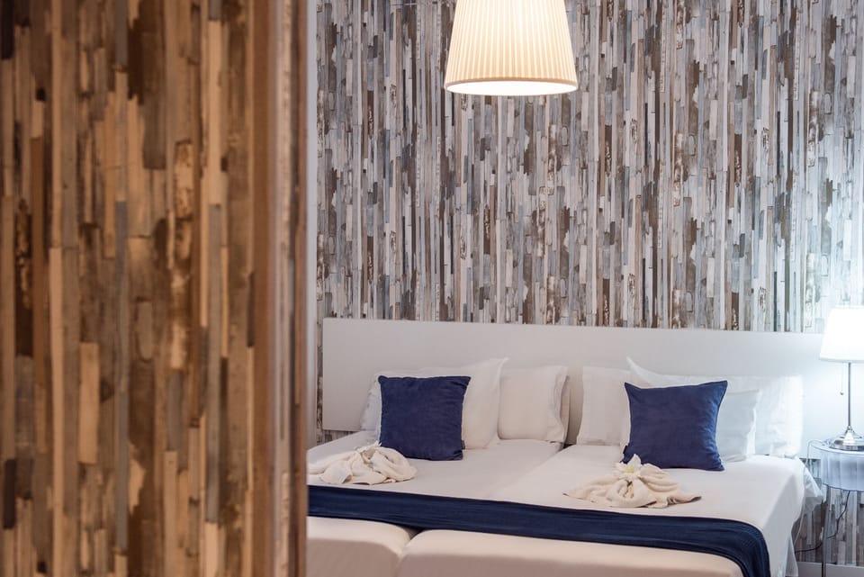 Quadruple Room, Private Bathroom