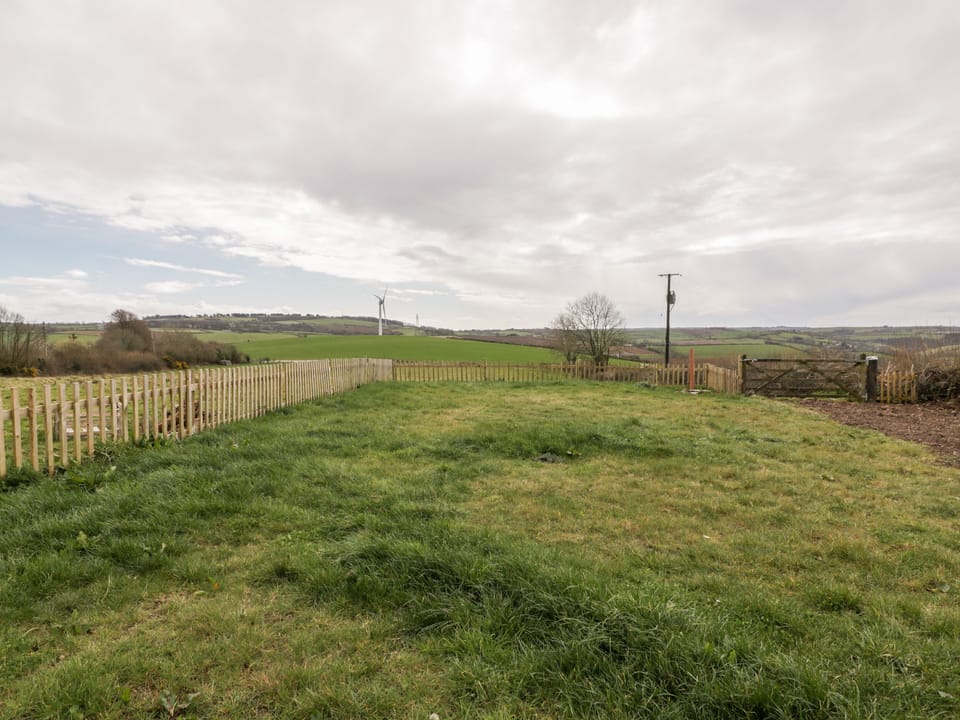 Cottage | Property grounds