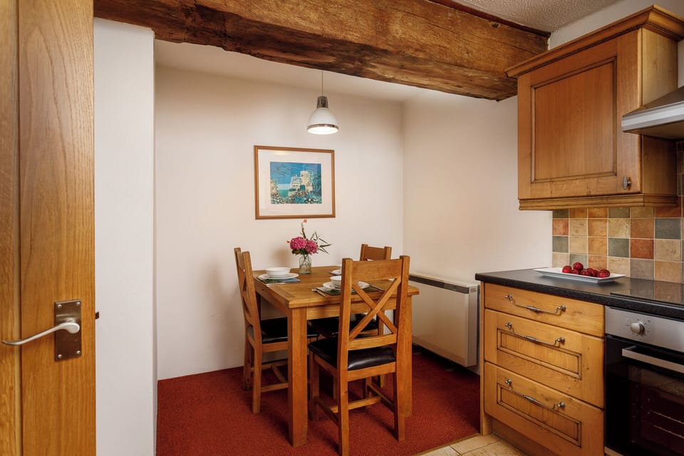 Cottage | Interior