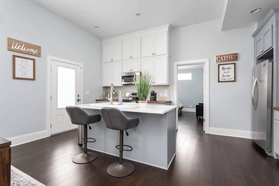 Take a seat at our stunning kitchen island and keep the cook company!