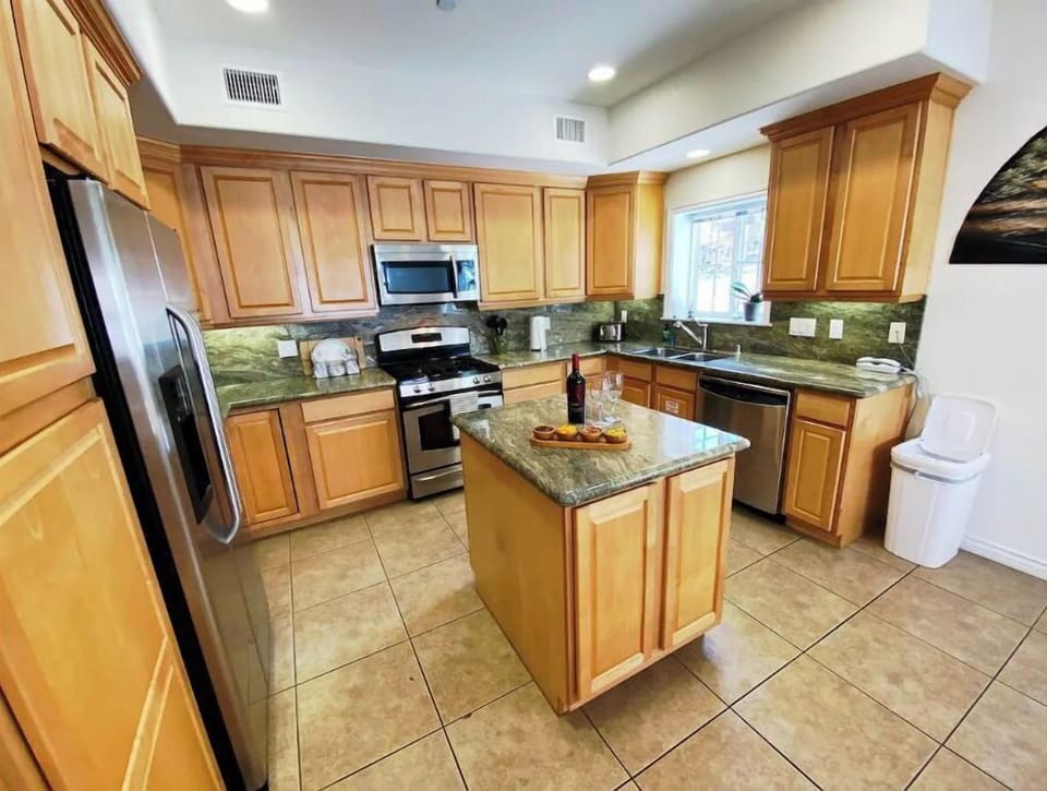 "This unit has everything you will need for a trip to Avalon!"