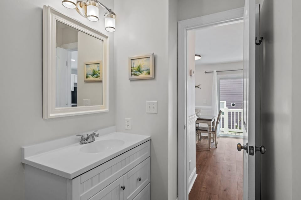 West side downstairs full bathroom.