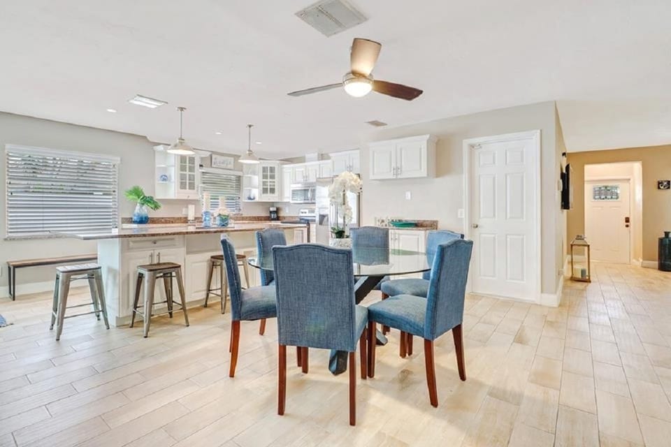 dining rm