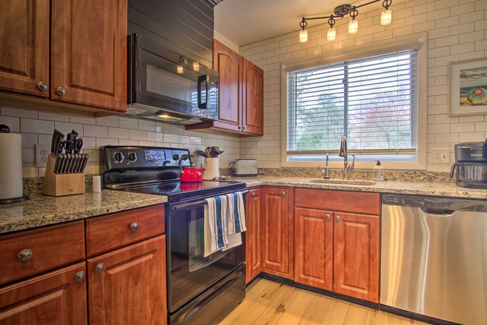 Kitchen | Keurig Drip & Pod Coffee Maker | Crock-Pot