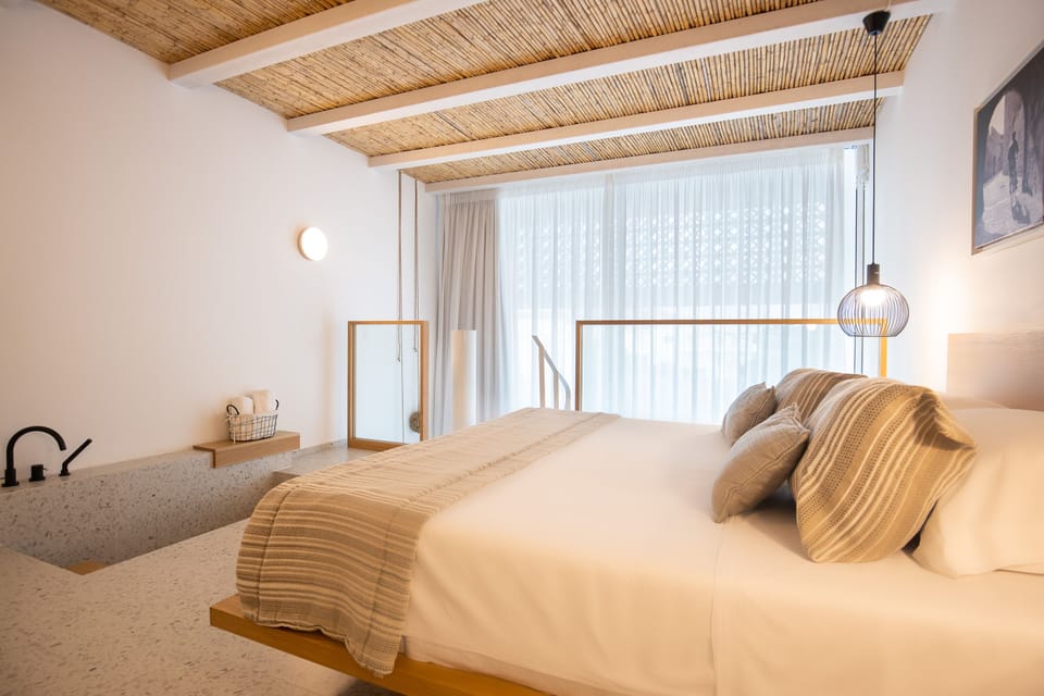 Loft Suite with Private Plunge Pool | Premium bedding, down comforters, pillowtop beds, minibar