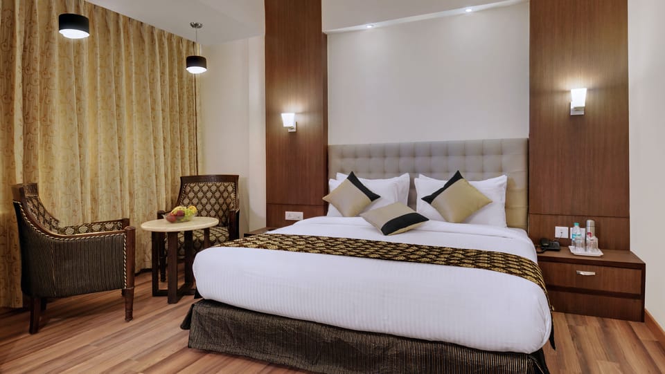 Club Room | Room amenity