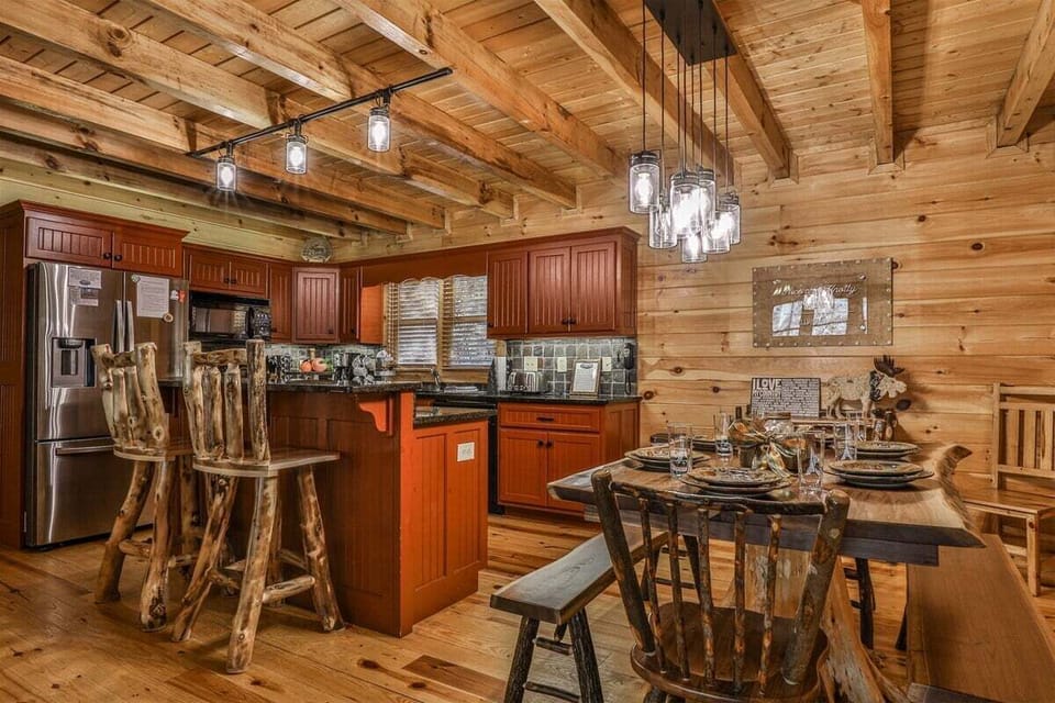 Fully Stocked Kitchen