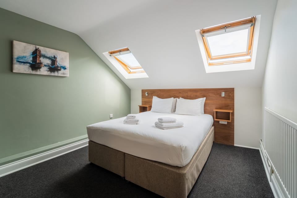 Superior Double Room | Premium bedding, iron/ironing board, free WiFi, bed sheets