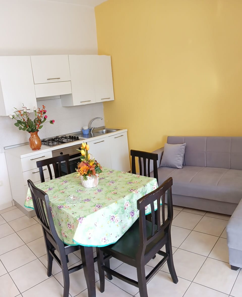 Basic Condo | Living area | 24-inch TV with digital channels