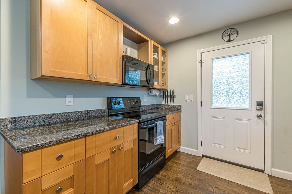Bring in groceries easily from the back parking pad area