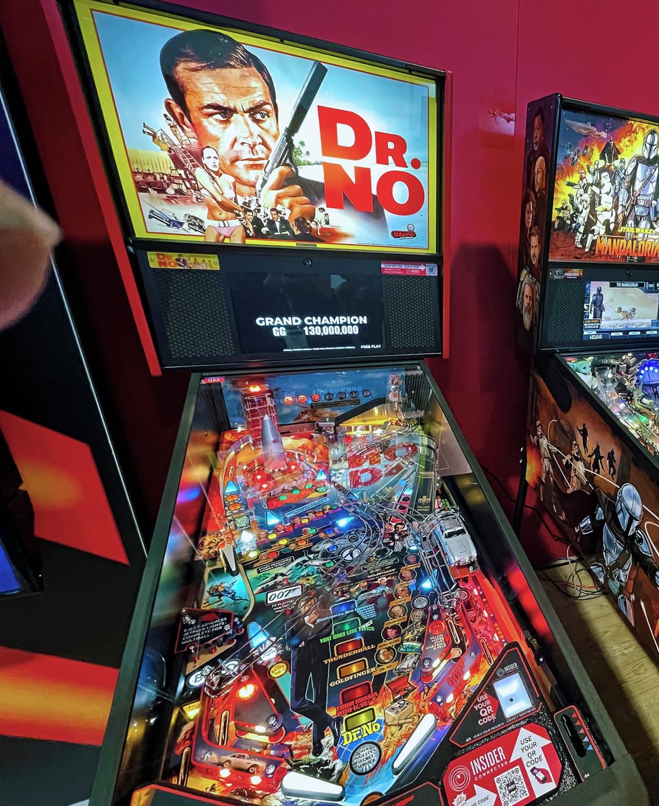 Dr. NO :  New Stern Pinball arcade machine.  -  All machines set to FREE PLAY!
