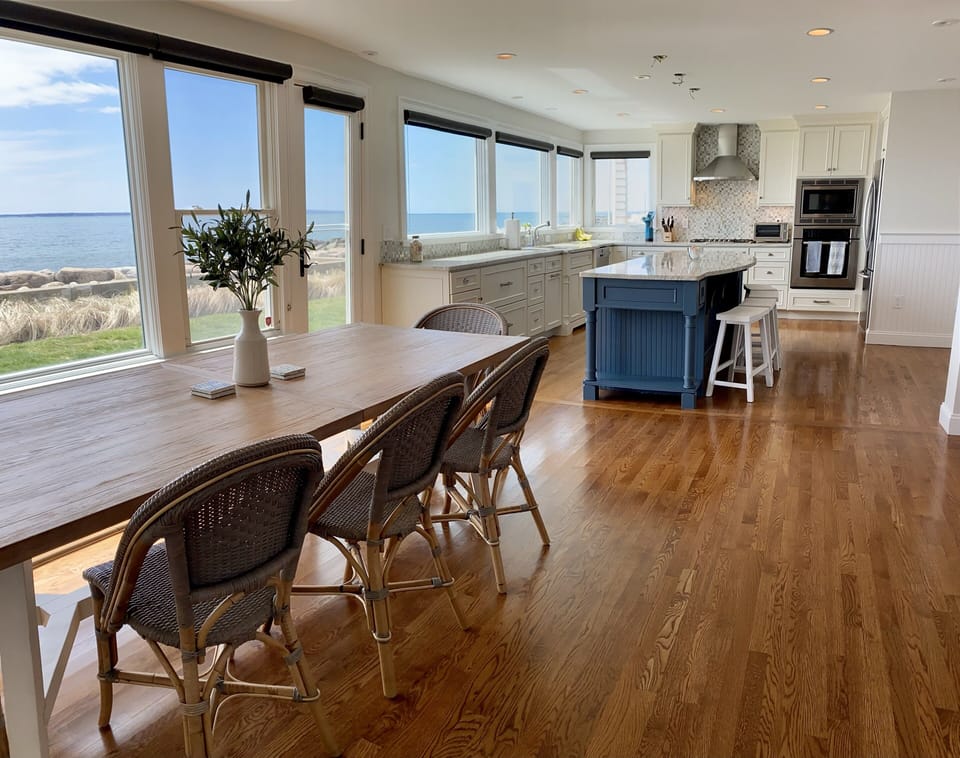 Dining area and kitchen 