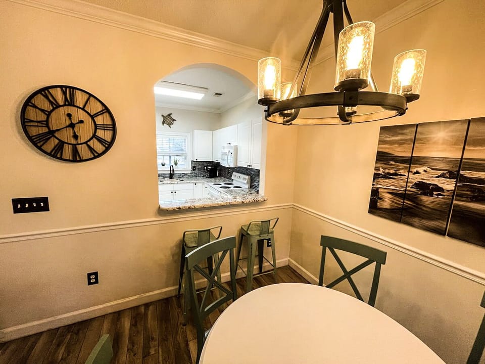 Unforgettable Dining Experiences in our Beautiful Dining Room