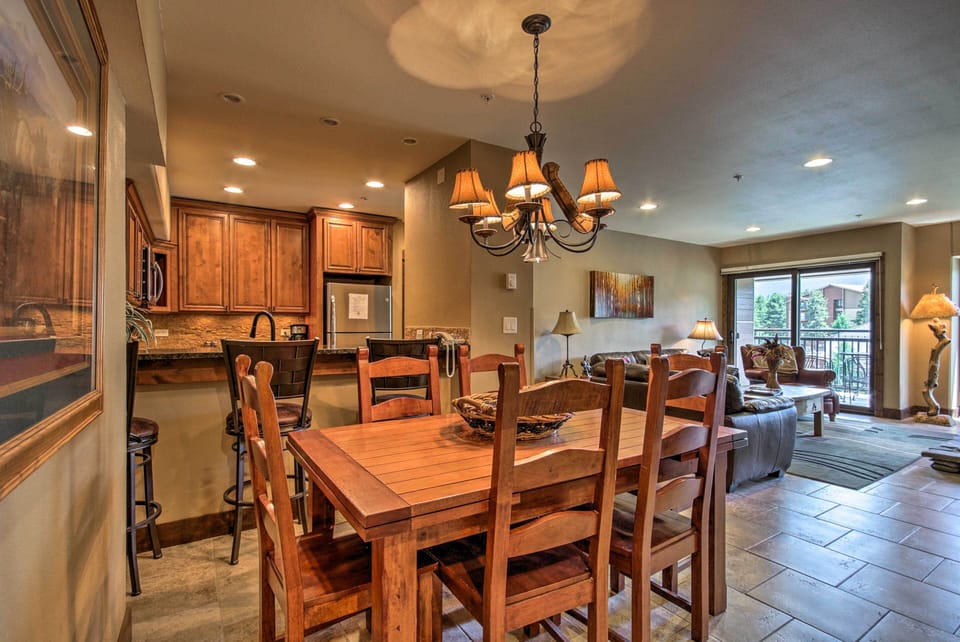 Dinning area open to Kitchen and Living room