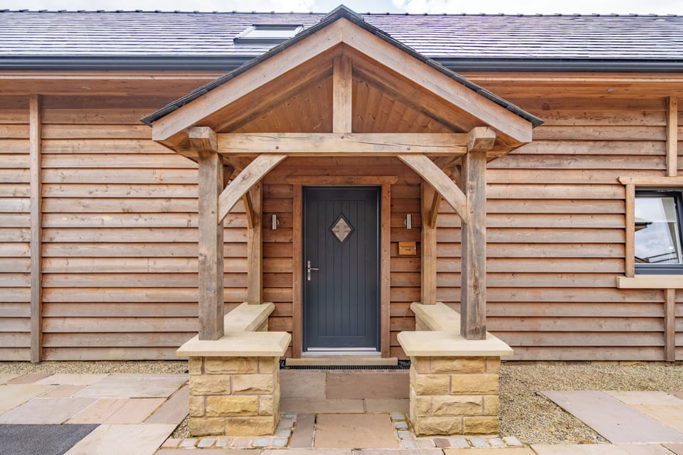 Cabin | Exterior