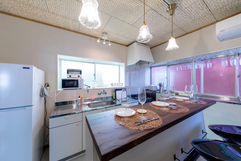House, Non Smoking | In-room dining