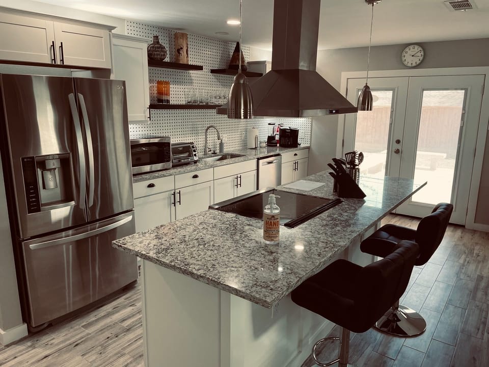 Rummy open concept Kitchen with ALL the Amenities 