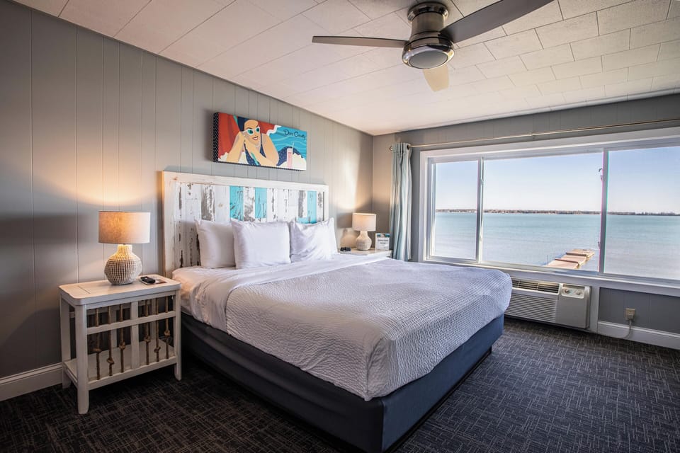 Comfort Room 201, Not Pet Friendly | Premium bedding, blackout drapes, iron/ironing board (on request)