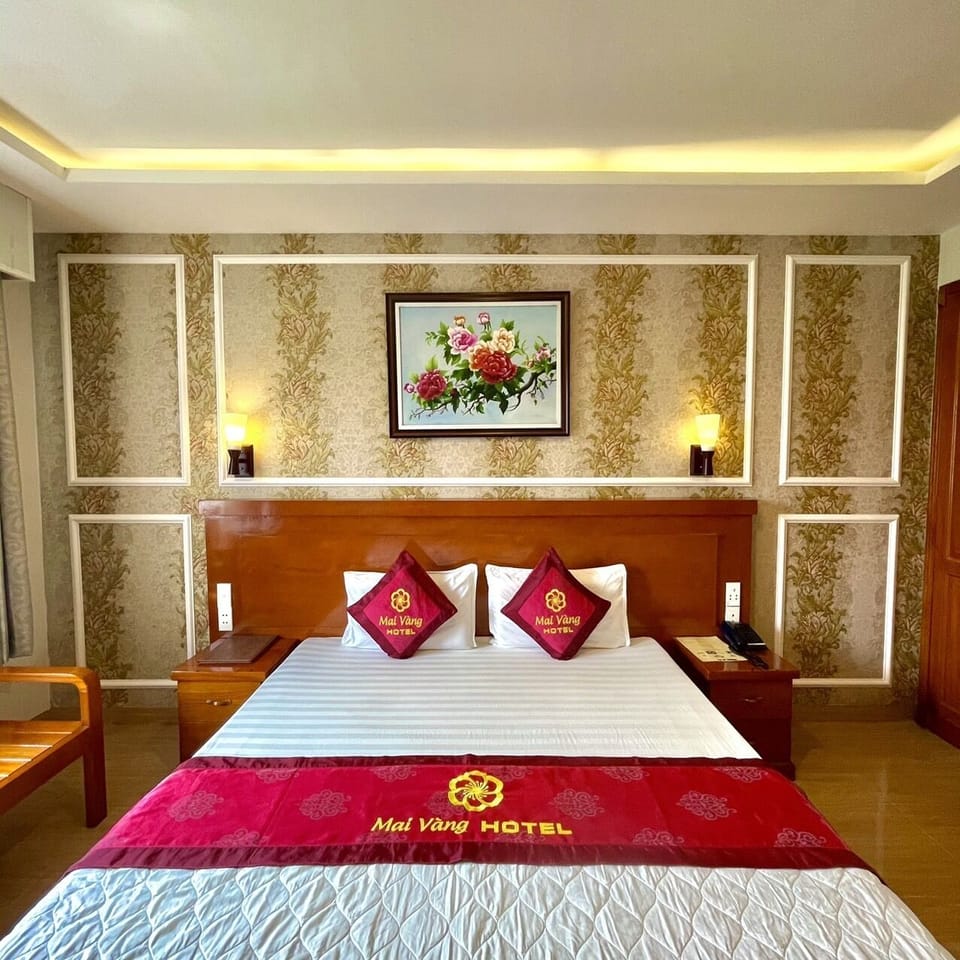 Minibar, in-room safe, desk, blackout drapes