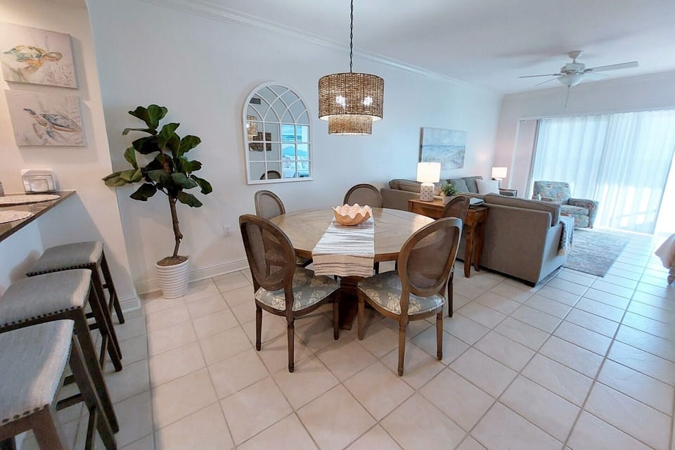 Beautifully decorated condo.
