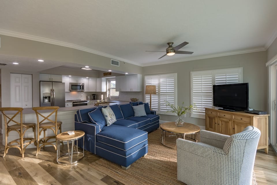 Beautifully updated unit