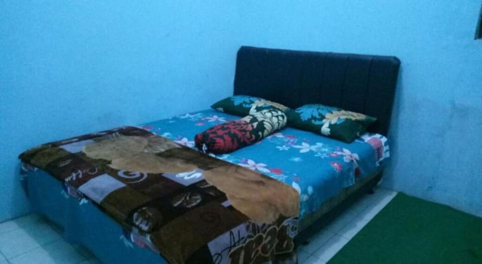 Standard Single Room | Bed sheets
