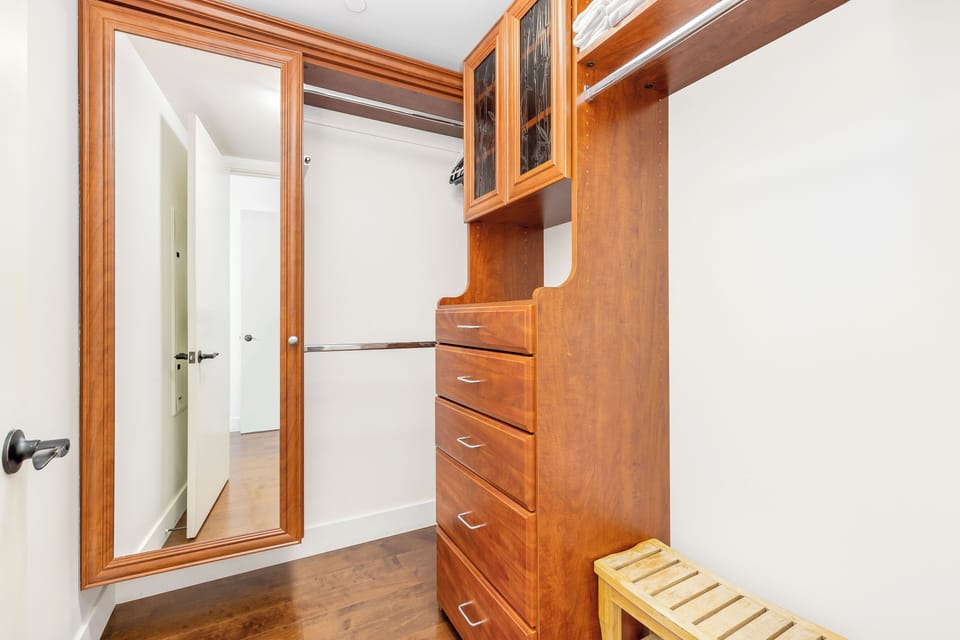 Convenient walk-in closet for your belongings